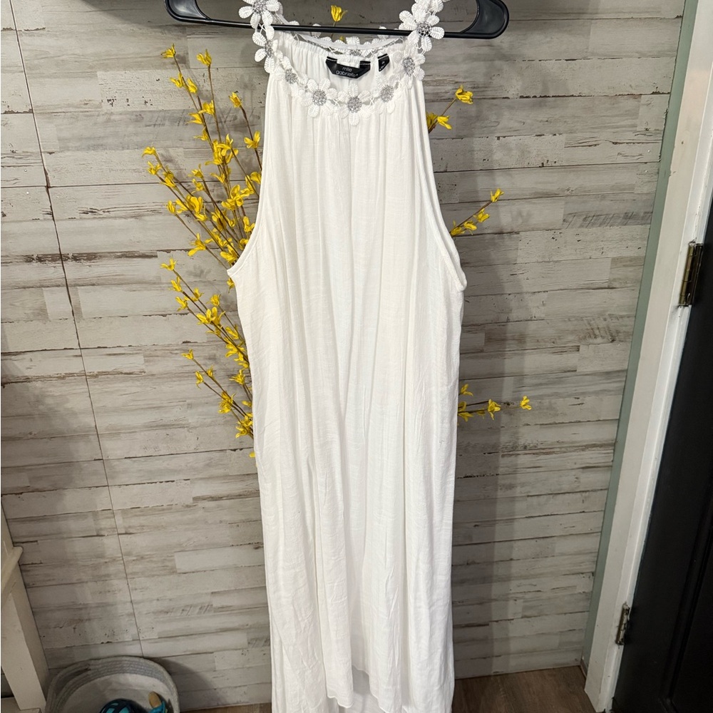 White Sleeveless Maxi Dress with Floral Neckline